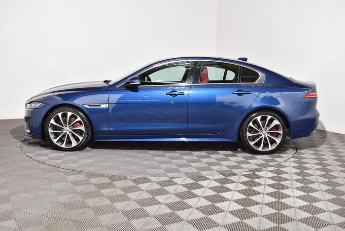 2022 Jaguar XE P300 R-Dynamic HSE