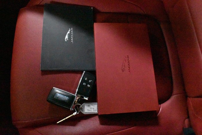 2022 Jaguar XE P300 R-Dynamic HSE