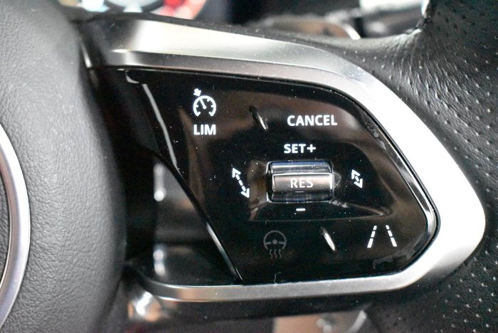 2022 Jaguar XE P300 R-Dynamic HSE