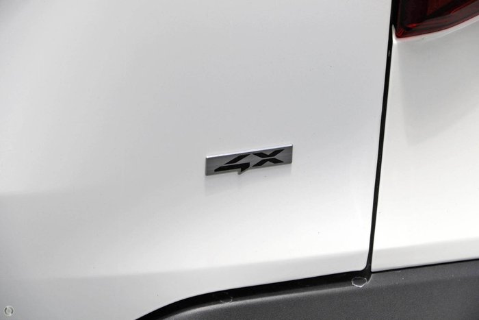 2026 Kia Seltos GT-Line SP2 PE MY26 AWD Clear White with Fusion Black Roof