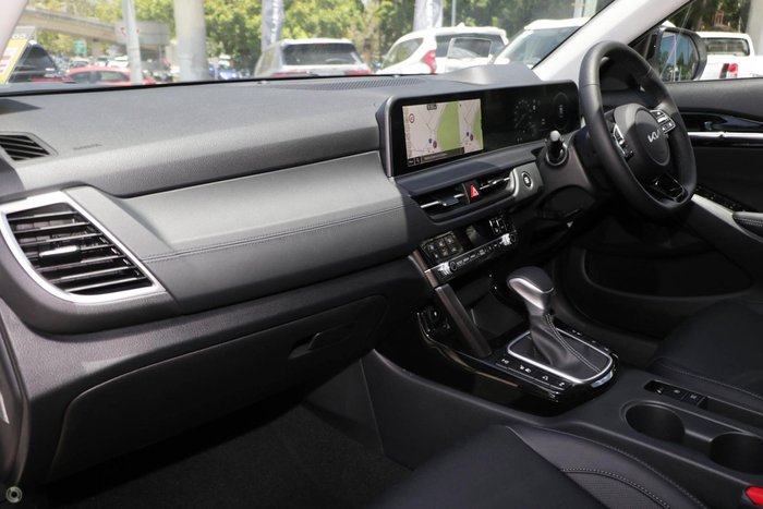 2026 Kia Seltos GT-Line SP2 PE MY26 AWD Clear White with Fusion Black Roof