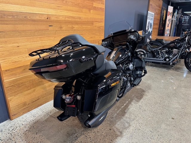 2026 HARLEY-DAVIDSON FLHX STREET GLIDE (117)