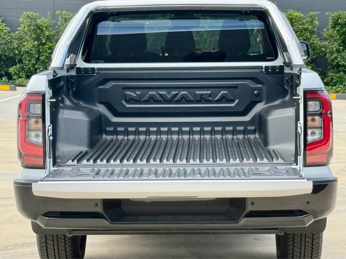 2026 Nissan Navara ST-X