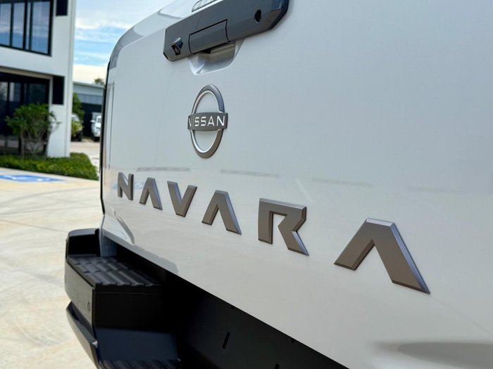 2026 Nissan Navara ST-X