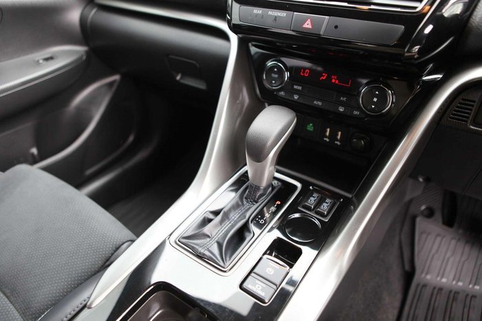 2024 Mitsubishi Eclipse Cross Black Edition