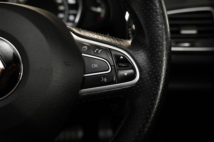 2016 Renault Megane GT BFB Pearl White