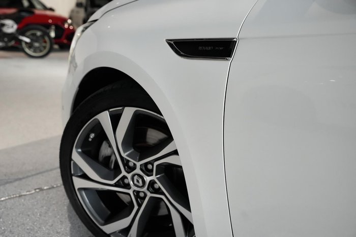 2016 Renault Megane GT BFB Pearl White