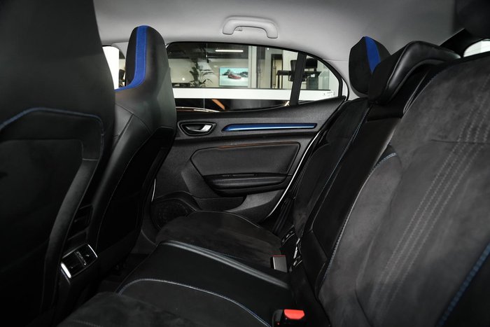 2016 Renault Megane GT BFB Pearl White