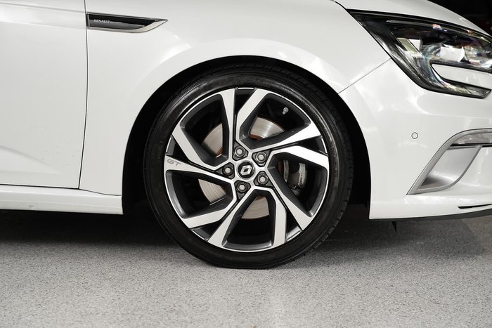 2016 Renault Megane GT BFB Pearl White