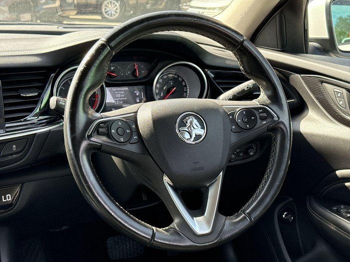 2017 Holden Calais