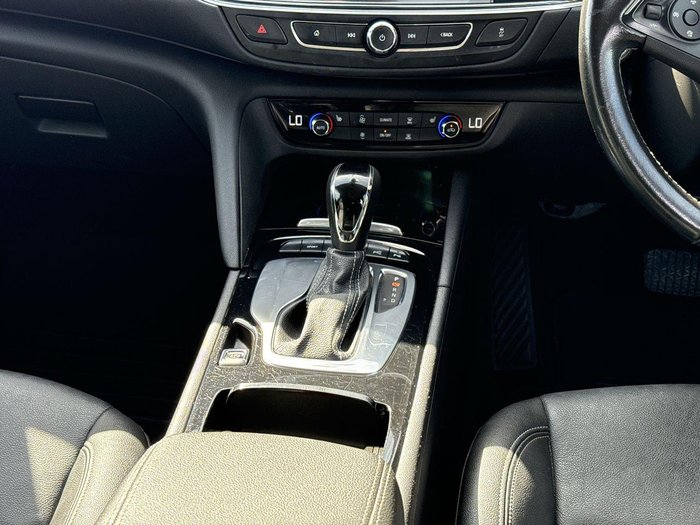 2017 Holden Calais