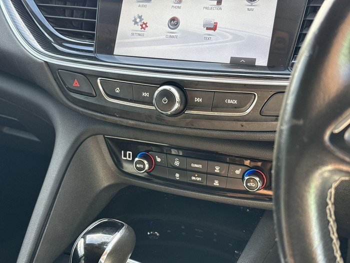 2017 Holden Calais