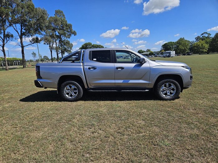 2026 Nissan Navara ST