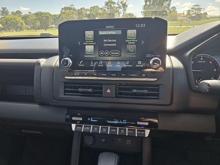 2026 Nissan Navara ST