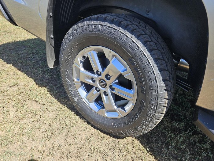 2026 Nissan Navara ST