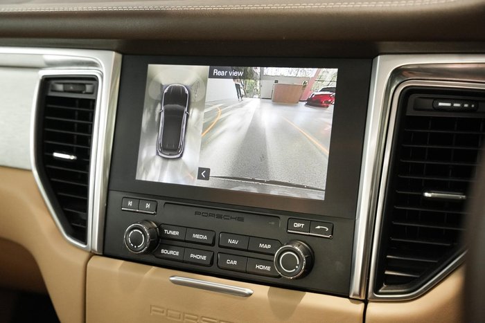 2017 Porsche Macan Turbo 95B MY17 AWD Carrara White