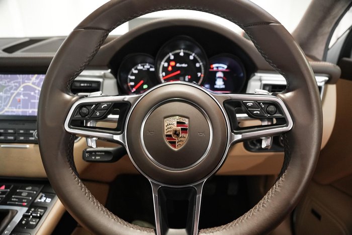 2017 Porsche Macan Turbo 95B MY17 AWD Carrara White