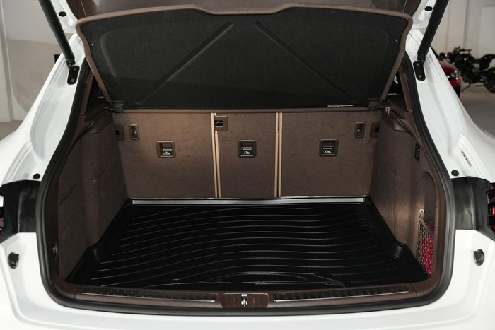 2017 Porsche Macan Turbo 95B MY17 AWD Carrara White