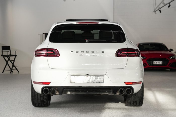 2017 Porsche Macan Turbo 95B MY17 AWD Carrara White