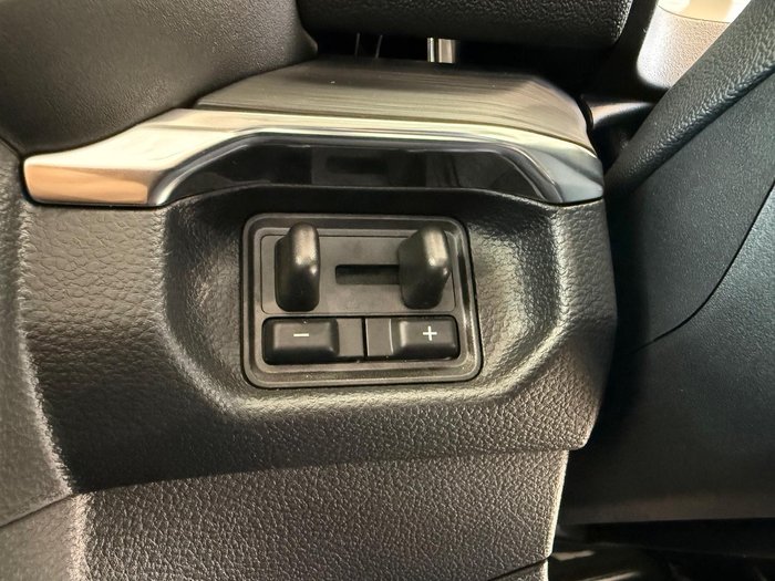 2025 Ford Everest Trend