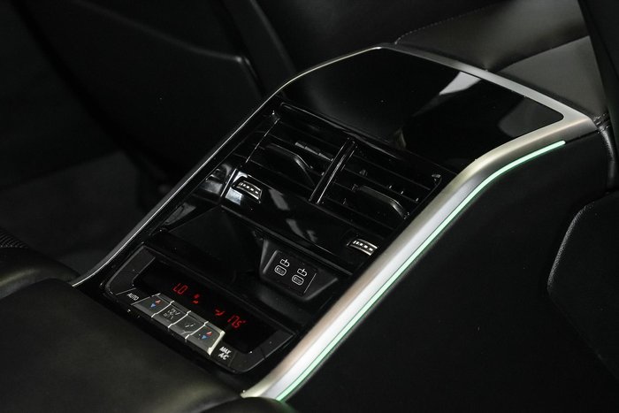 2020 BMW 8 Series M850i xDrive G16 AWD Black Sapphire