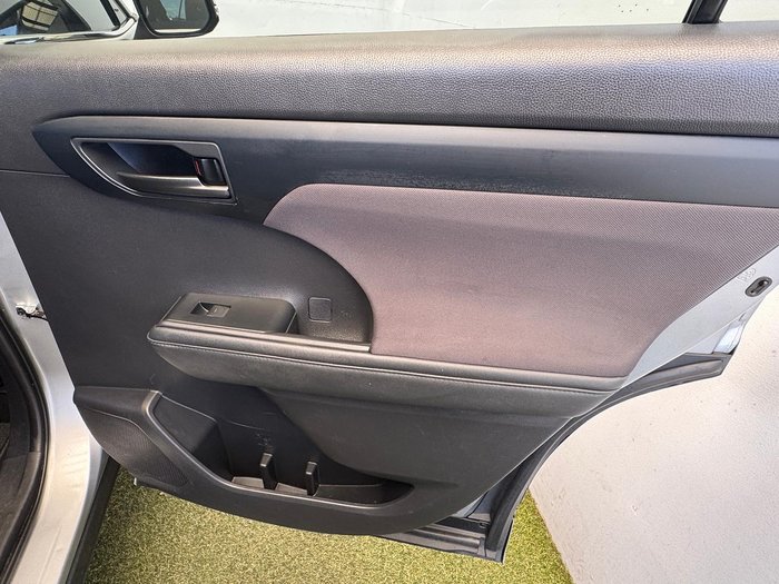 2021 Toyota Kluger GX