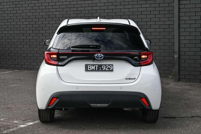 2020 Toyota Yaris ZR Hybrid