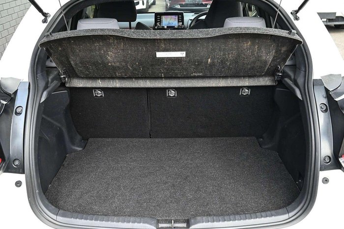 2020 Toyota Yaris ZR Hybrid