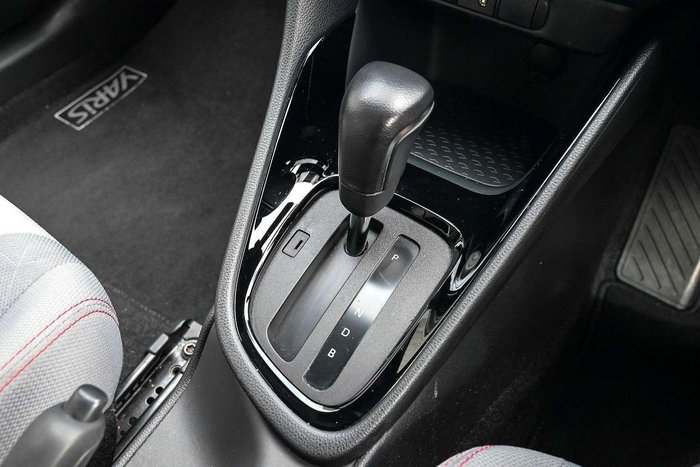 2020 Toyota Yaris ZR Hybrid