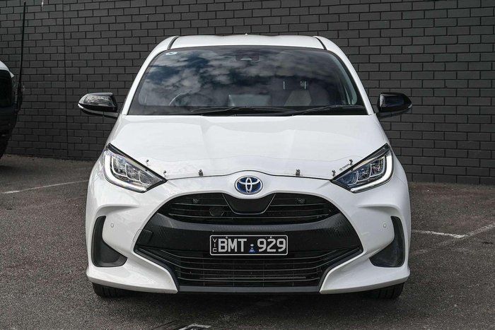 2020 Toyota Yaris ZR Hybrid