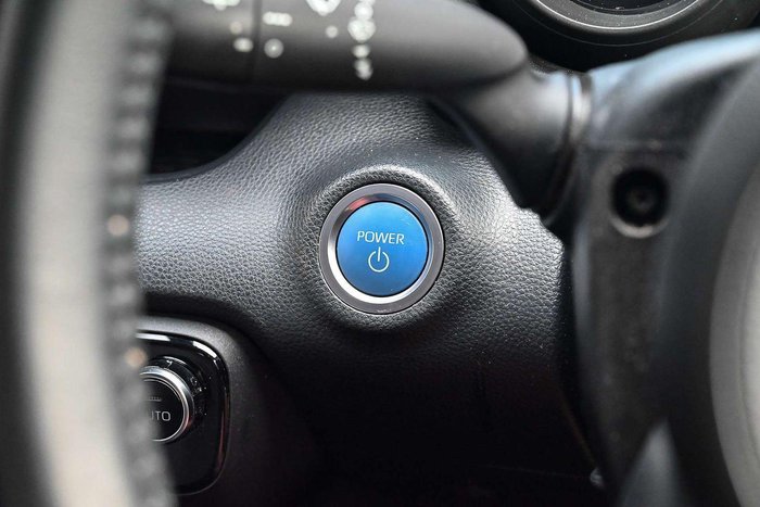 2020 Toyota Yaris ZR Hybrid