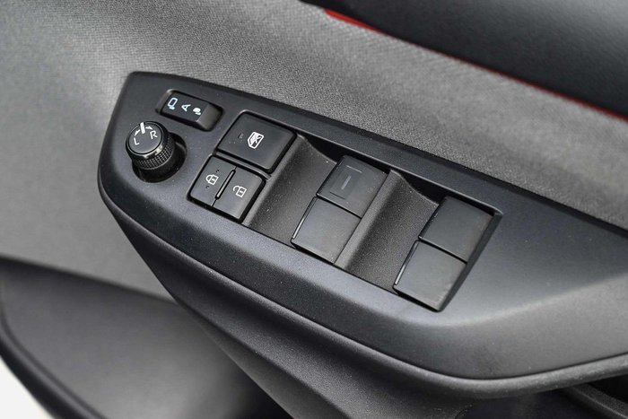 2020 Toyota Yaris ZR Hybrid