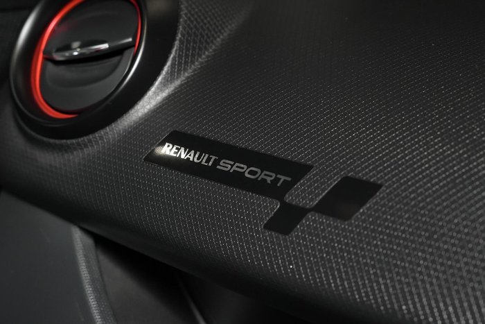 2014 Renault Clio R.S. 200 Sport IV B98 Flame Red