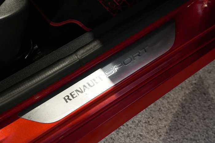 2014 Renault Clio R.S. 200 Sport IV B98 Flame Red