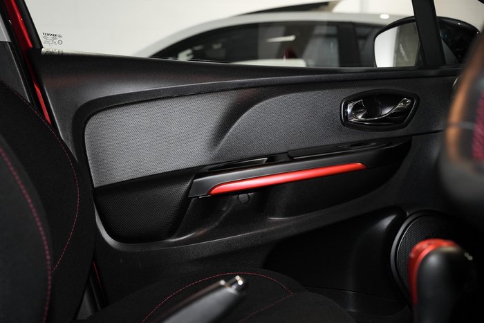 2014 Renault Clio R.S. 200 Sport IV B98 Flame Red