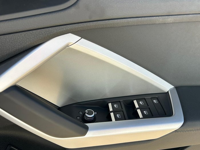 2025 Audi Q3 35 TFSI S line