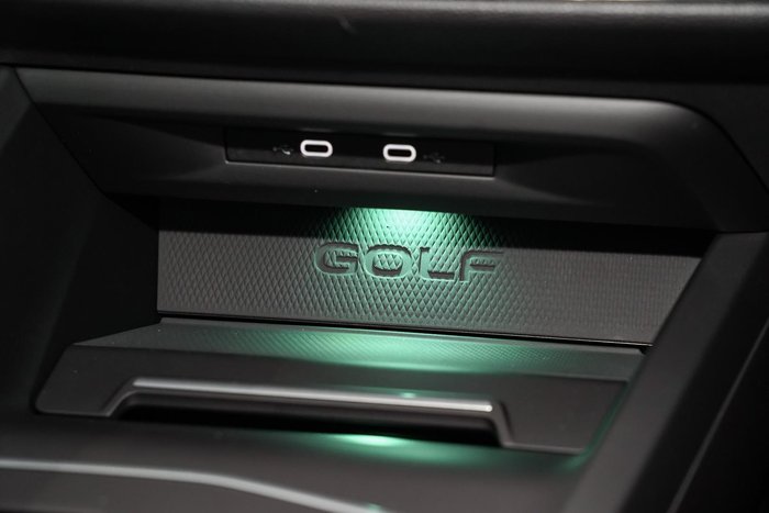 2022 Volkswagen Golf R 8 MY22.5 Four Wheel Drive Lapiz Blue