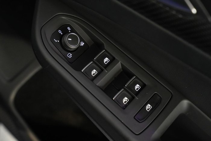 2022 Volkswagen Golf R 8 MY22.5 Four Wheel Drive Lapiz Blue