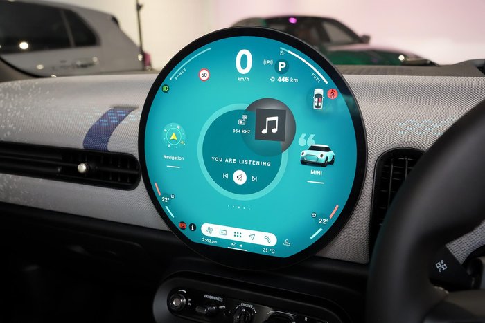 2025 MINI Cooper S Favoured