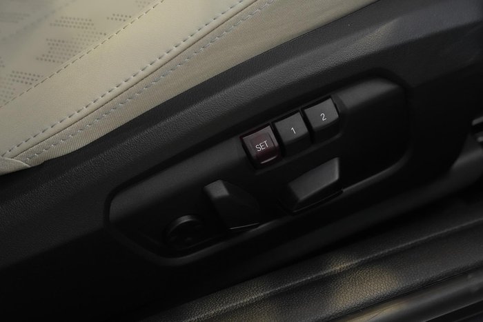 2025 MINI Cooper S Favoured