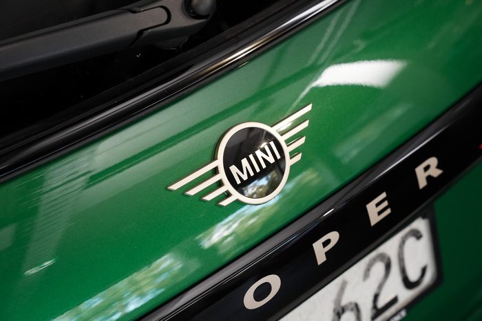 2025 MINI Cooper S Favoured