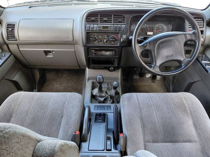 1999 Holden Jackaroo SE U8 Radiant Red