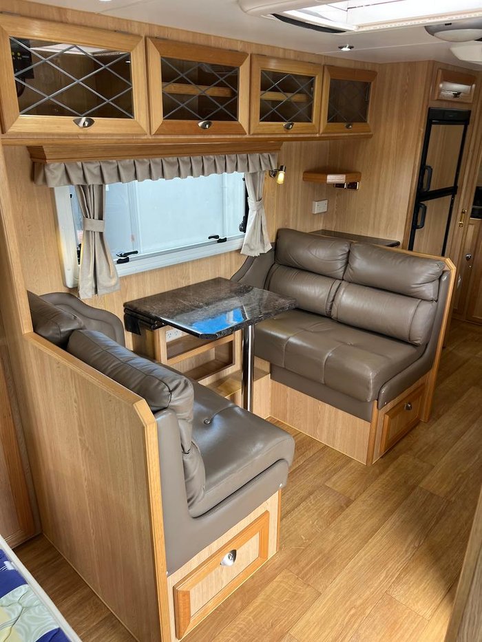 2012 Roma Elegance 21