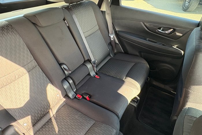 2018 Nissan X-TRAIL ST