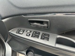 2024 Mitsubishi ASX ES