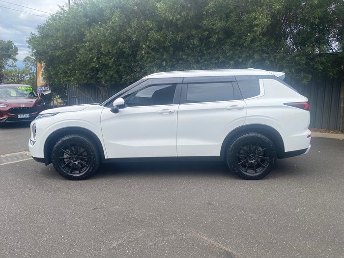 2023 Mitsubishi Outlander Aspire