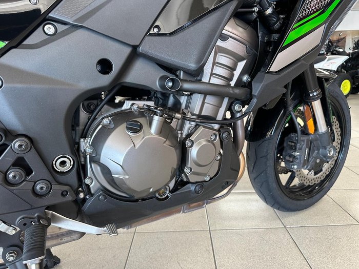 2023 Kawasaki Versys 1000 S Versys Black