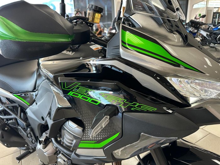 2023 Kawasaki Versys 1000 S Versys Black