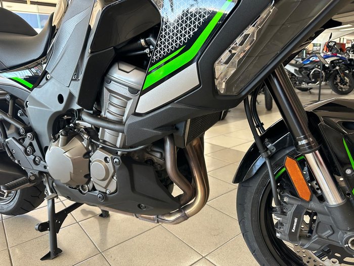 2023 Kawasaki Versys 1000 S Versys Black