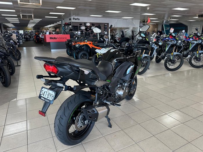 2023 Kawasaki Versys 1000 S Versys Black